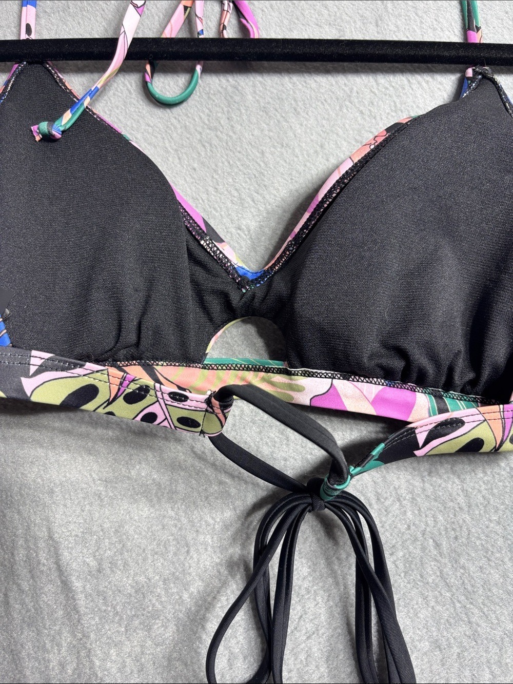 Hurley Floral Tropical Bikini Set - Picture 5 of 9